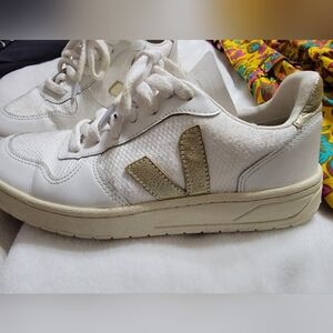 Veja V-10 Women's Cream and Gold Sneakers